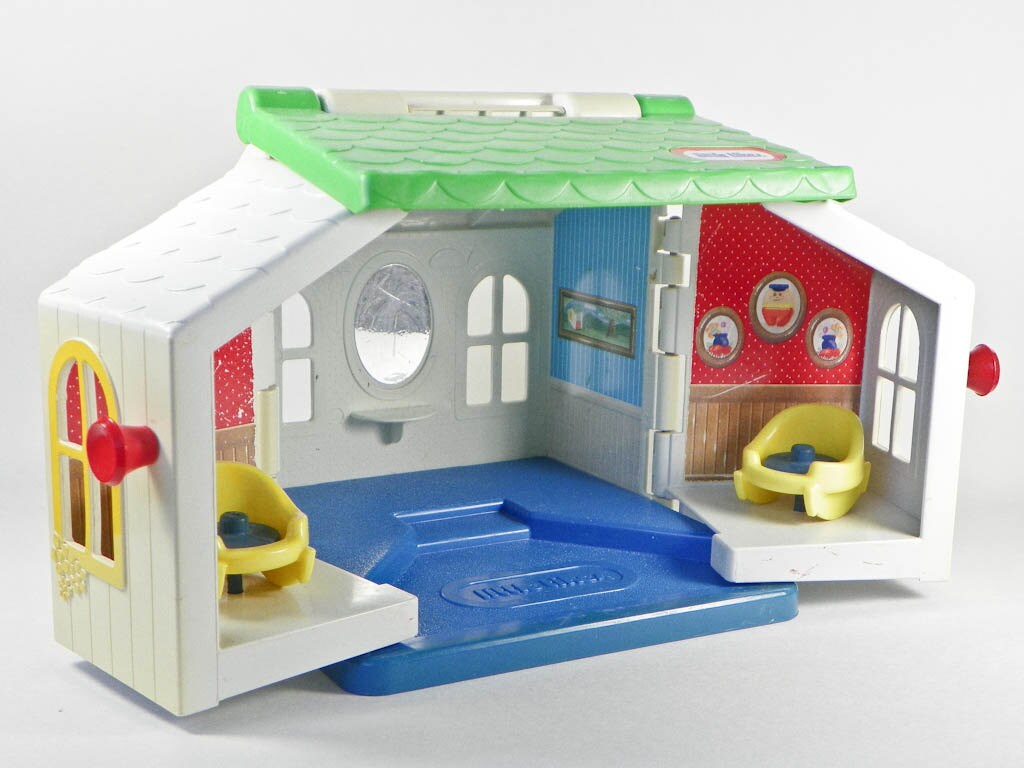 vintage little tikes cottage playhouse