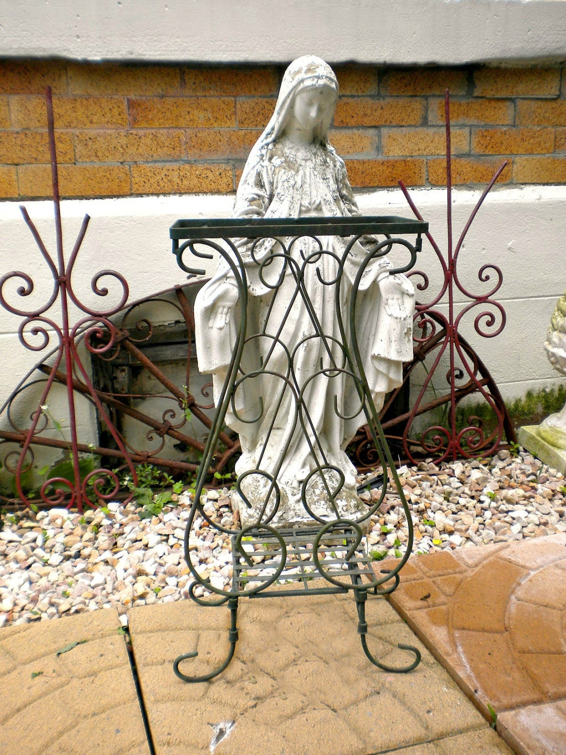 Vintage Metal Plant Stand Rustic Farmhouse English Garden