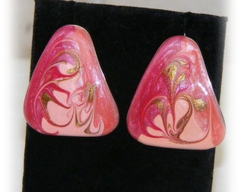 Gorgeous PINK SWIRL EARRINGS . . pierced