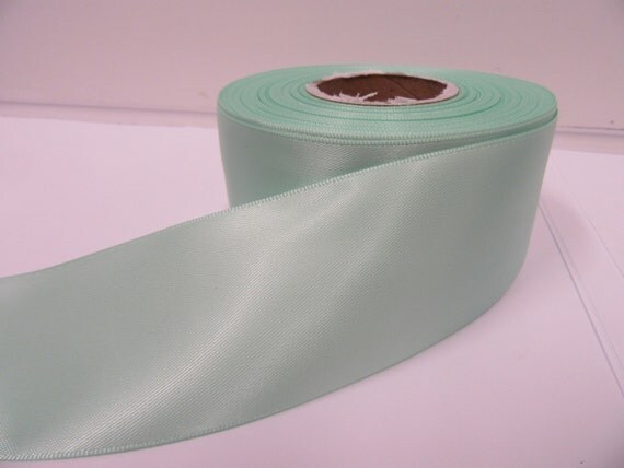 2-3//4/" WIDE SWISS DOUBLE FACE SATIN RIBBON SPEARMINT GREEN