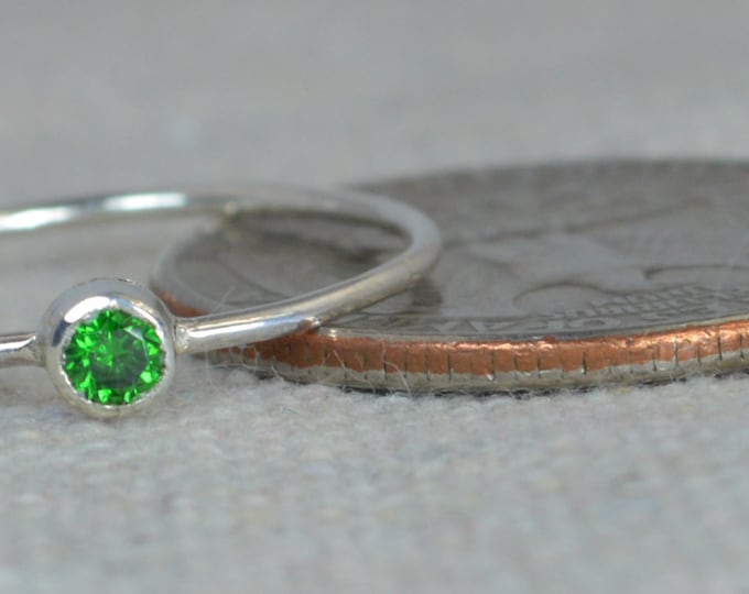 Emerald Infinity Ring, Sterling Silver, Stackable Rings, Mother's Ring, May Birthstone, Infinity Ring, Silver Emerald Ring