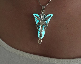 Glow in the dark necklace , Glow necklace , Glow in the dark jewelry , glowing necklace , Glowing Pendant
