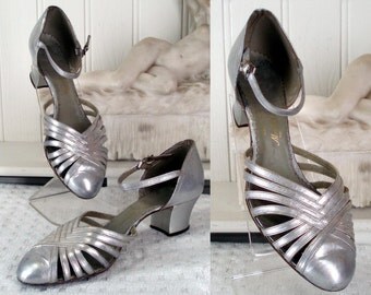 c1940's Sz 5 Silver Leather Danse Shoes Manfield . WW11 Fashion . Lindy Hop . Land Girl .