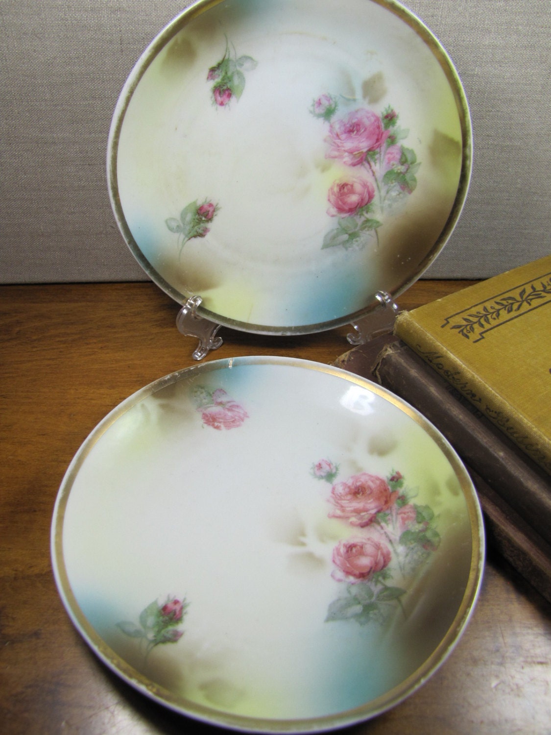 Leuchtenburg Germany Hand Painted Plates Gold Accent