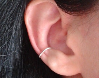 Minimalist cartilage earring, sterling silver conch earring, fake ear cuff with no piercing, open cartilage hoop, cartilage jewelry brassard