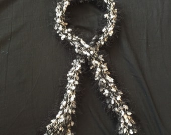 Black and white confetti scarf