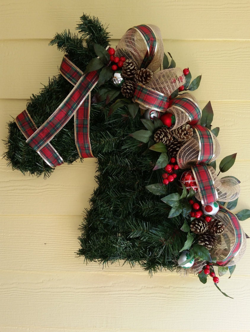 Country Christmas Horse Wreath by ButtercupFarmsDecor on Etsy