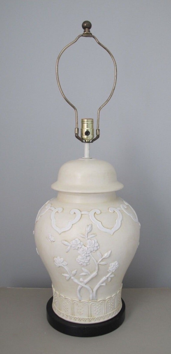 Vintage Chapman Ceramic Table Lamp Chinoiserie Hollywood