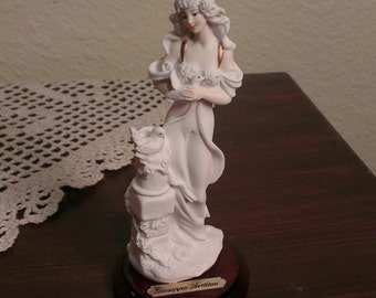 Vintage Giuseppe Armani Figurine - Lady With Doves - Florence, Italy (1994)