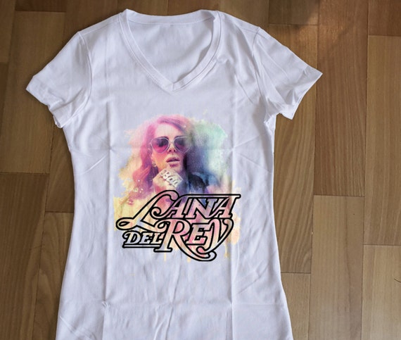 lana tshirt