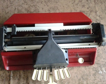 Perkins brailler typewriter