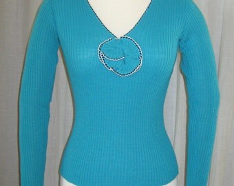 Vintage 1970s Skinny Fit Sweater Turquoise Never Worn Size Small NOS