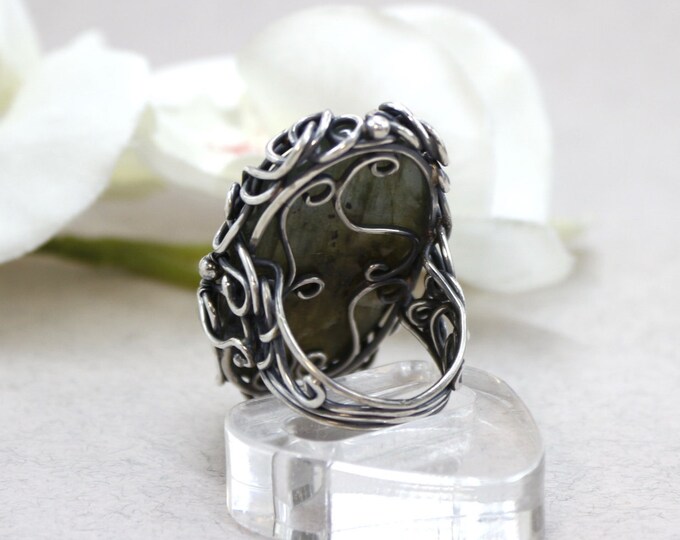Antique Ring Labradorite Ring Art Deco Ring Size 9.5 , Antique Silver Ring Labradorite Jewelry Antique Jewelry Blue stone big stone ring