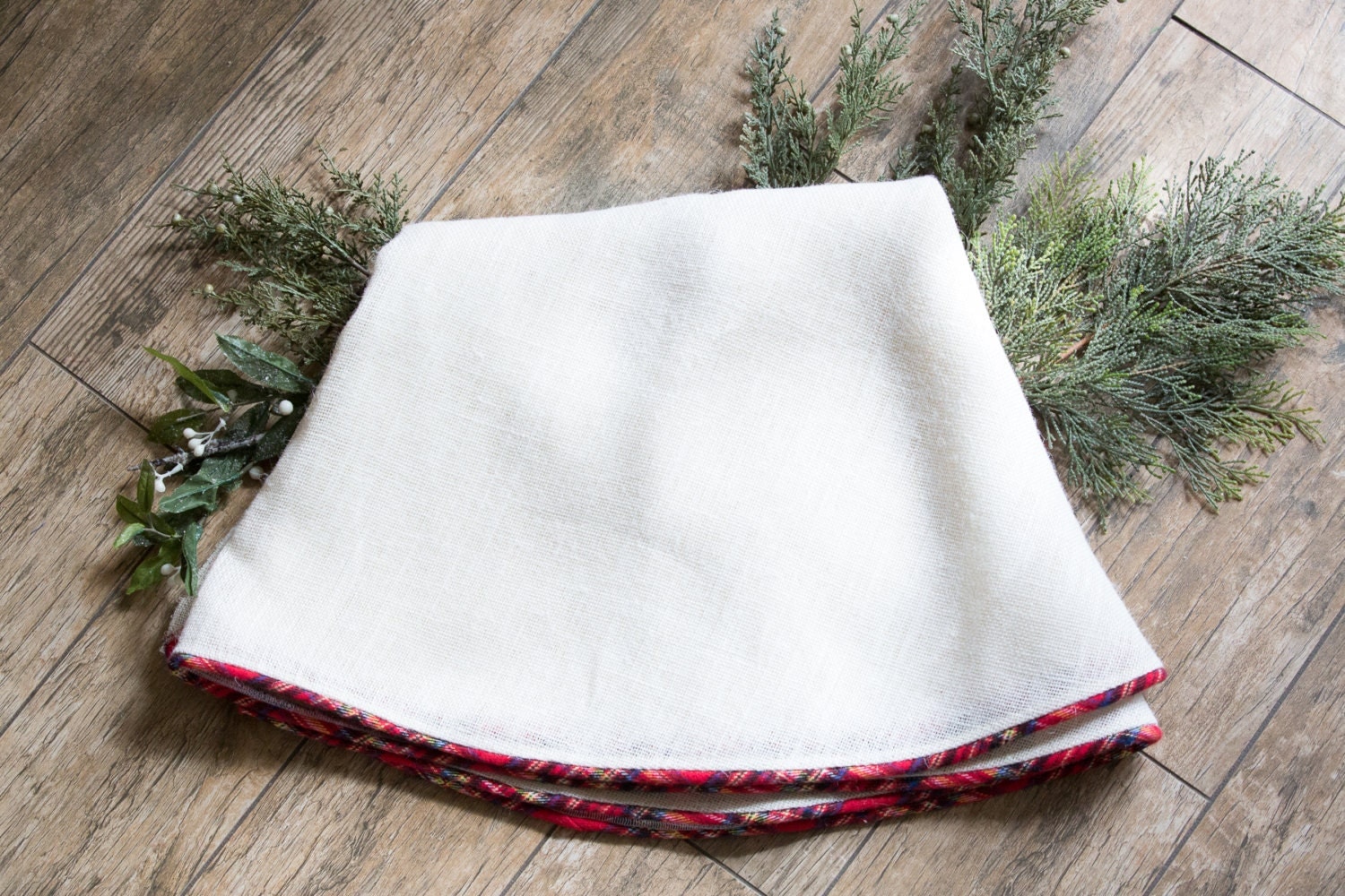 christmas tree skirt white linen tree skirt tartan plaid christmas tree skirt white linen tree skirt tartan plaid