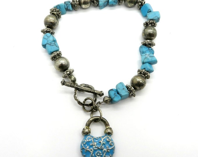 ON SALE! Turquoise Nugget Bracelet, Vintage Genuine & Faux Turquoise, Silvertone Bead Bracelet