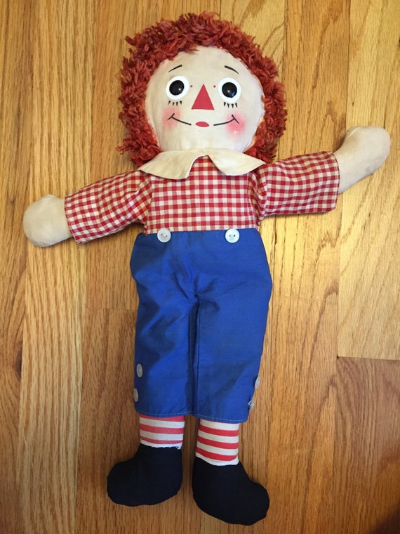 25% 0ff 16 1960's Musical Raggedy Andy Doll