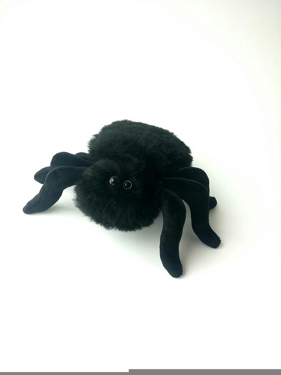 giant stuffed spider