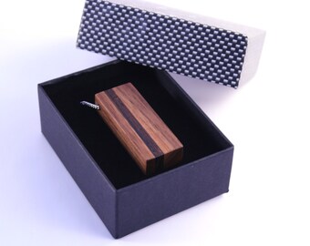 geometrische Kette mit Holzperlen gelb // schlichte Holzkette