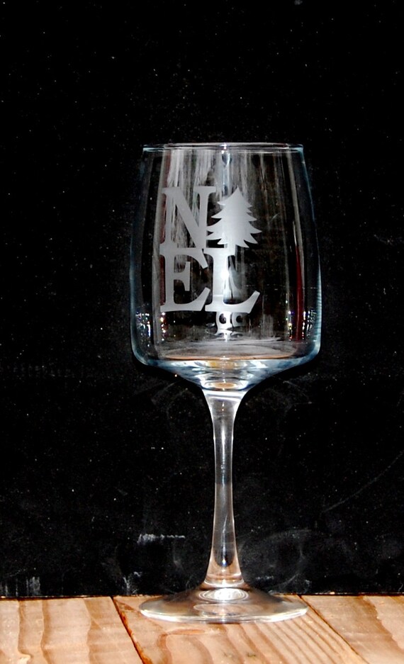 Items similar to NOEL Etched Wine Glass Christmas Tree Holiday