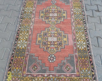 Vintage Oushak Rug / 3 by 6 / Distressed / Vintage Rug / Tapestry / Rustic / Boho / Double Medallion Rug - 75 in x 41 in