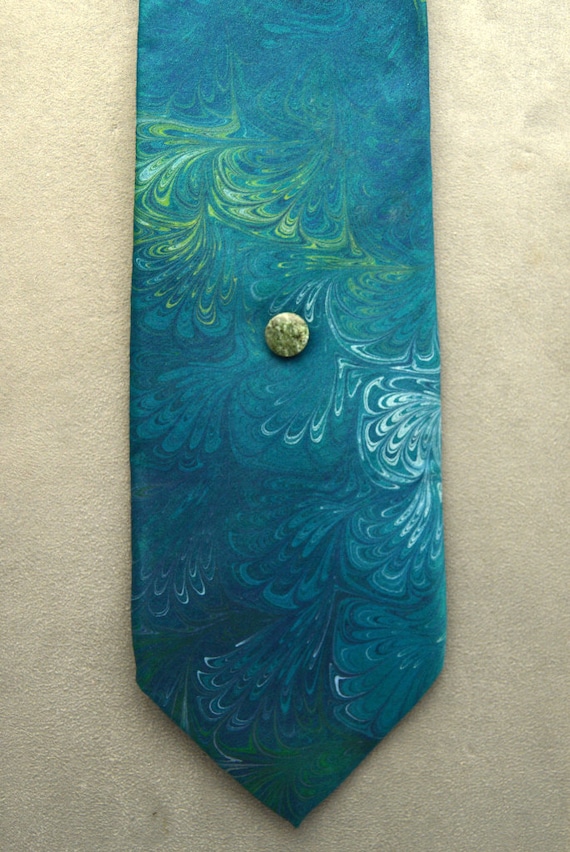 jade tie tack