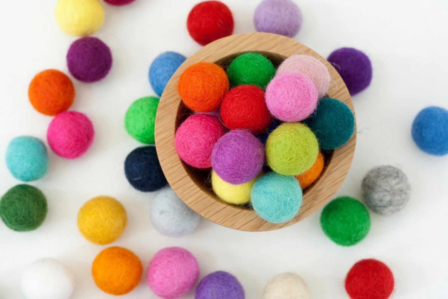 2.5 cm Wool Felt Balls Pick Your Own Colors Pom Pom Balls