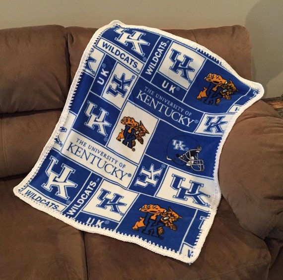 Fleece University of Kentucky Wildcats stadium blanket lap