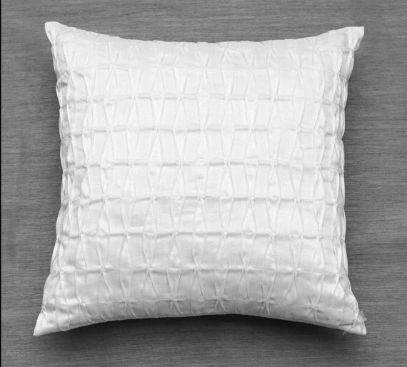 White Throw PillowsWhite Decorative PillowsTextured