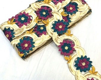Cutwork Embroidery Trim in 9 yards Of 2.5 Inches Width