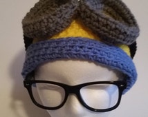 minion hat and goggles