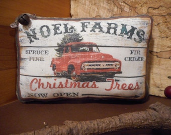 Christmas Truck Pillow Tuck: Primitive Rustic Americana Christmas Pillow Tuck.