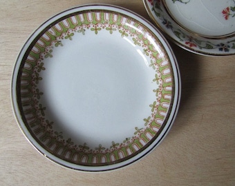 Small Vintage Butter Pat Dish J & G Meakin Hanley England