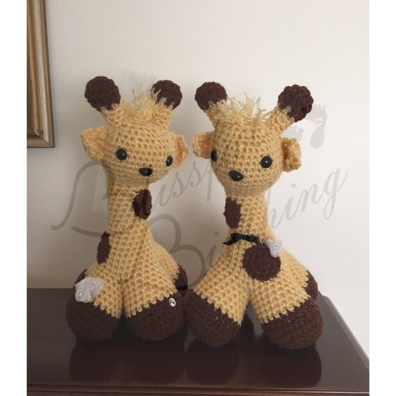 bride and groom stuffed animals