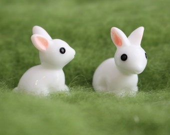 2 Miniature White Resin Bunnies, Miniature Gardens, Fairy Gardens, Dollhouse Miniatures