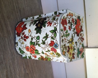 Vintage Daher Floral Hinged Lid Tin Container Made in England