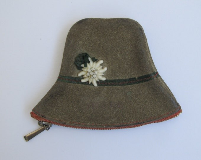 Novelty coin purse, Austrian Edelweiss hat wallet, vintage leather wallet shaped like a ladies hat with an edelweiss flower