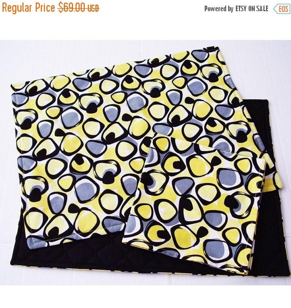 Retro Placemats Contemporay Placemats Modern by cranberrymak