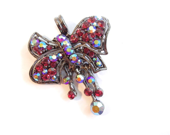 Hematite-tone Red Aurora Borealis Rhinestone Bow Ribbon Pendant