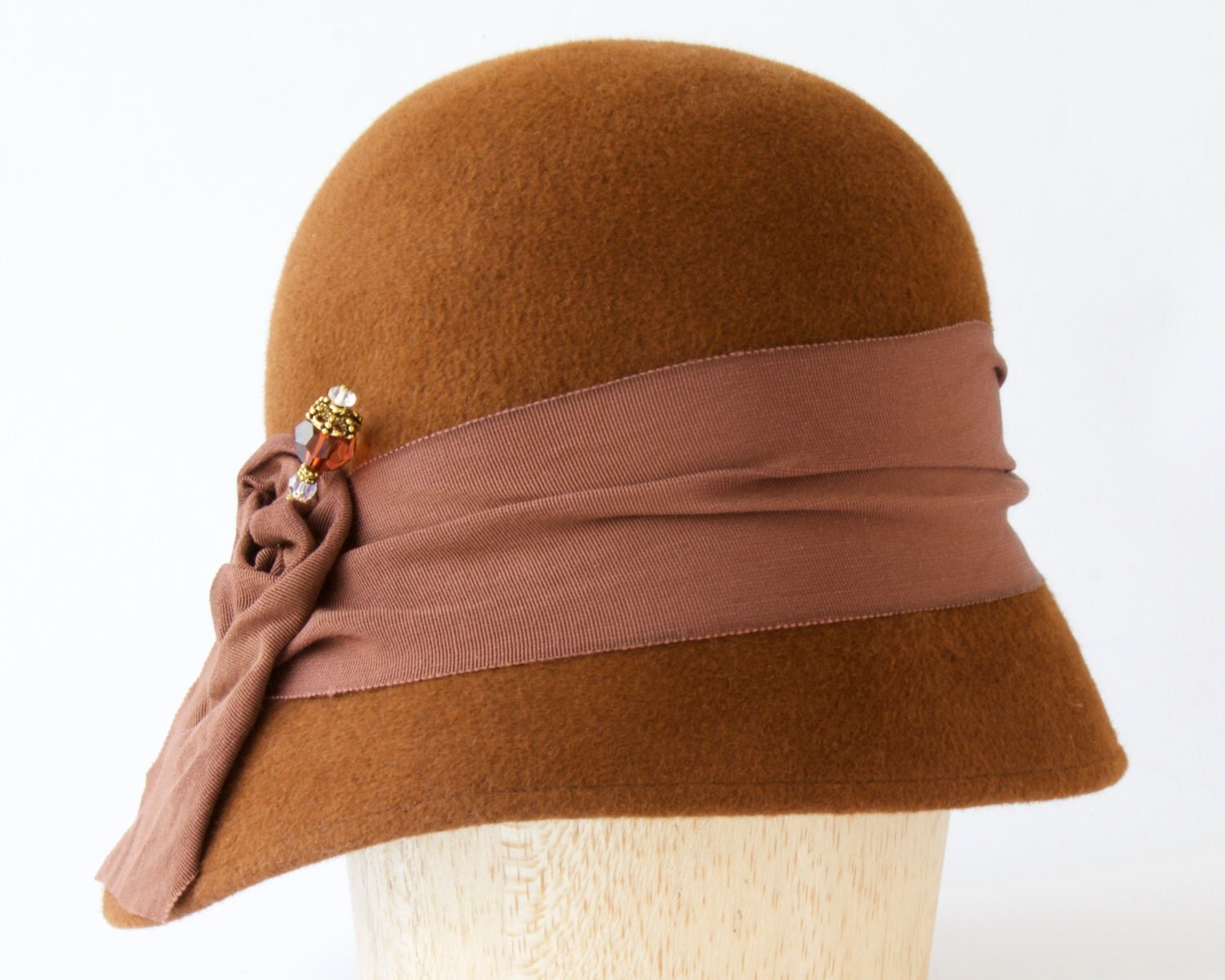 a brown hat