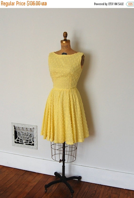 ON SALE 35% - Vintage 50s Dress - 1950s Yellow Dress - The Drew