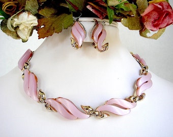 CLAUDETTE Pink Thermoset Necklace & Earrings Set