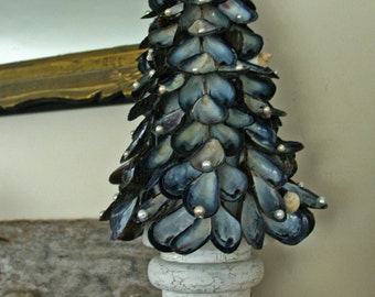 Coastal Shores Mussel Shell Christmas Tree Display