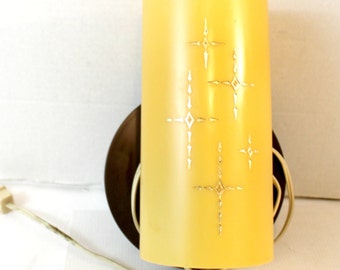 Vintage 1950's Plastic Starburst Wall Sconce Plastic Fixture Gold AS IS