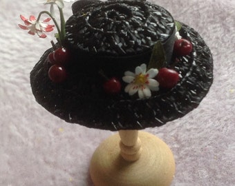 Handmade 1/12th scale dollhouse miniature Mary Poppins hat