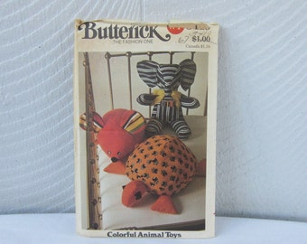 Pattern Butterick 3419 B3419 Children's Toys Boutique, Bazaar and Craft Show items. Elephant Mouse Turtle Animal Toys
