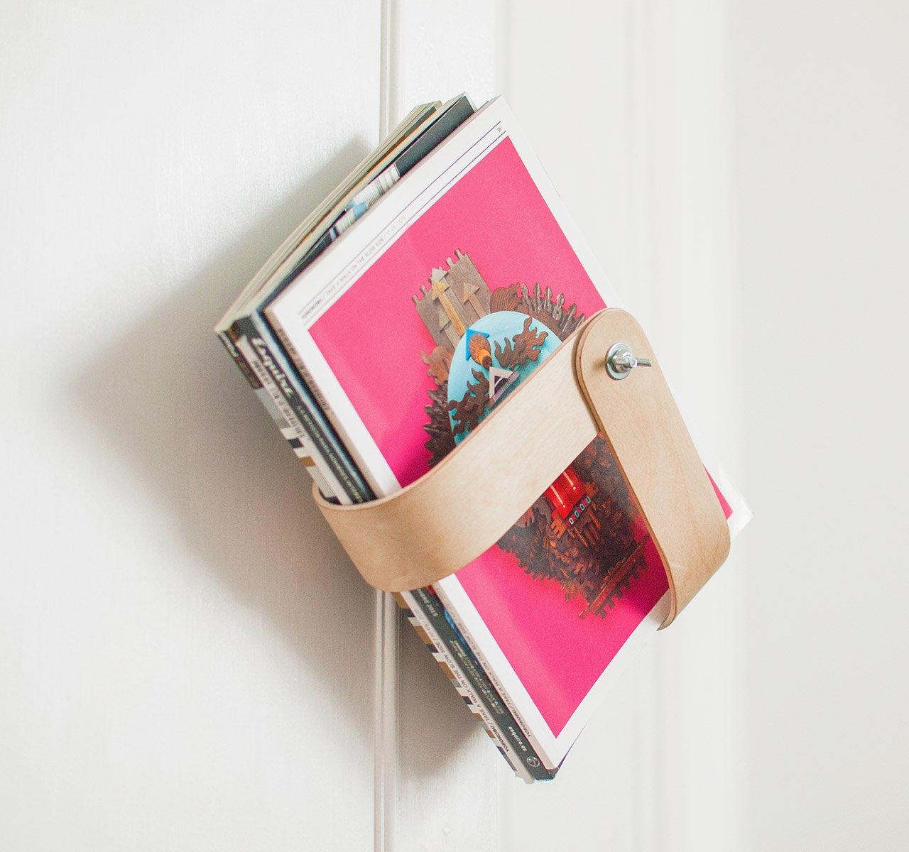Hanging magazine rack / Minimalistic magazine holder / Wood