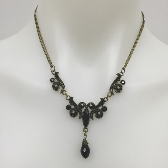 Vintage Choker Necklace by shopclasha on Etsy