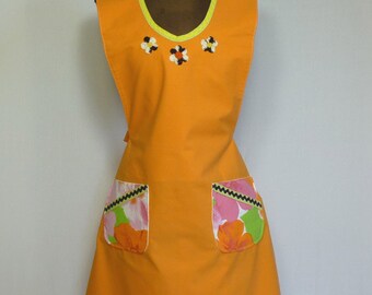 Womens Apron,Orange Spring Apron,Crocheted Flowers Apron,Womens Clothing,Hostess Apron,Vintage Fabric Apron,Gift for Her,Valentines Day Gift
