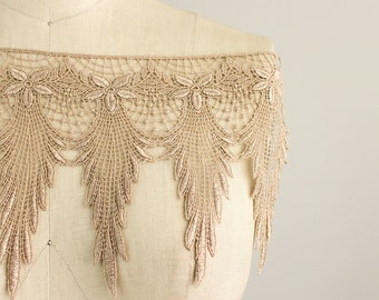 New Item! Emily Beige Feather Fringe Lace Trim / Large Venise Lace Fringe Trim / Bridal / Wedding Dress / Vintage / Flapper / Dangle Lace