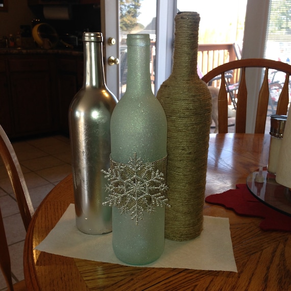 Items similar to Painted Wine Bottles on Etsy